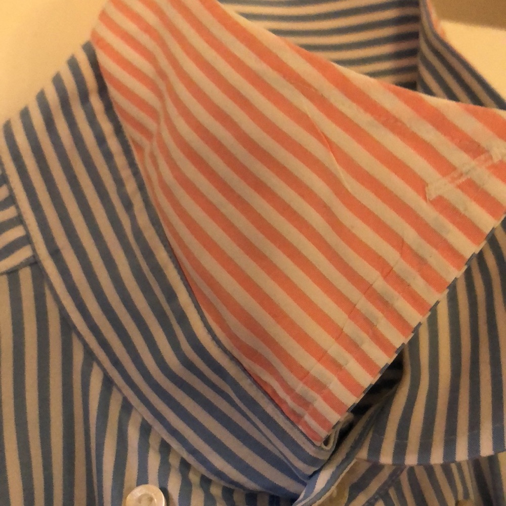 Men’s fabulous Vinyard Vines shirt worn once for photos then dry cleaned.